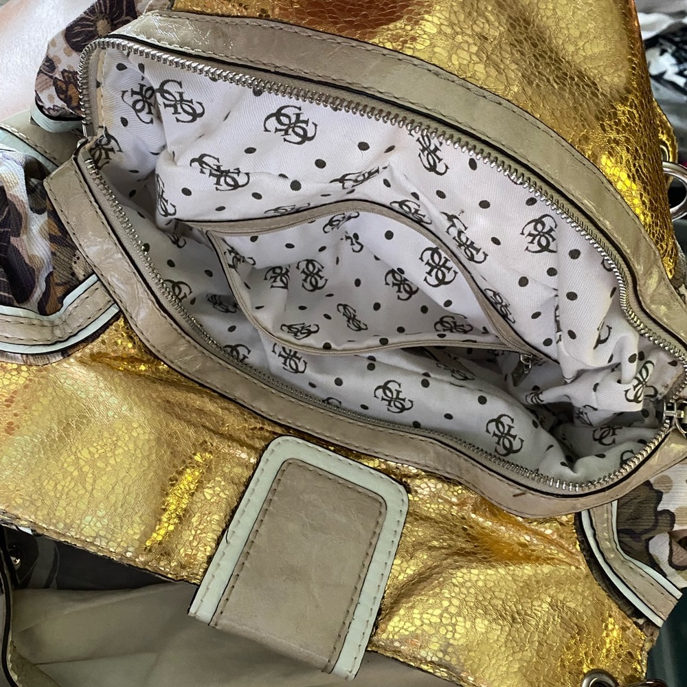 Guess bag - Picture 2 of 2
